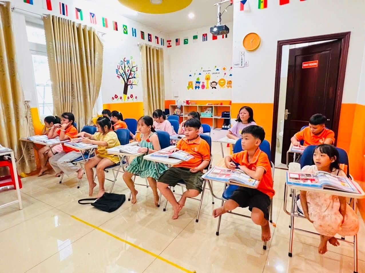 Thông báo chuyển đổi hình thức đăng ký thi TOEIC, TOEFL ITP 100% Online